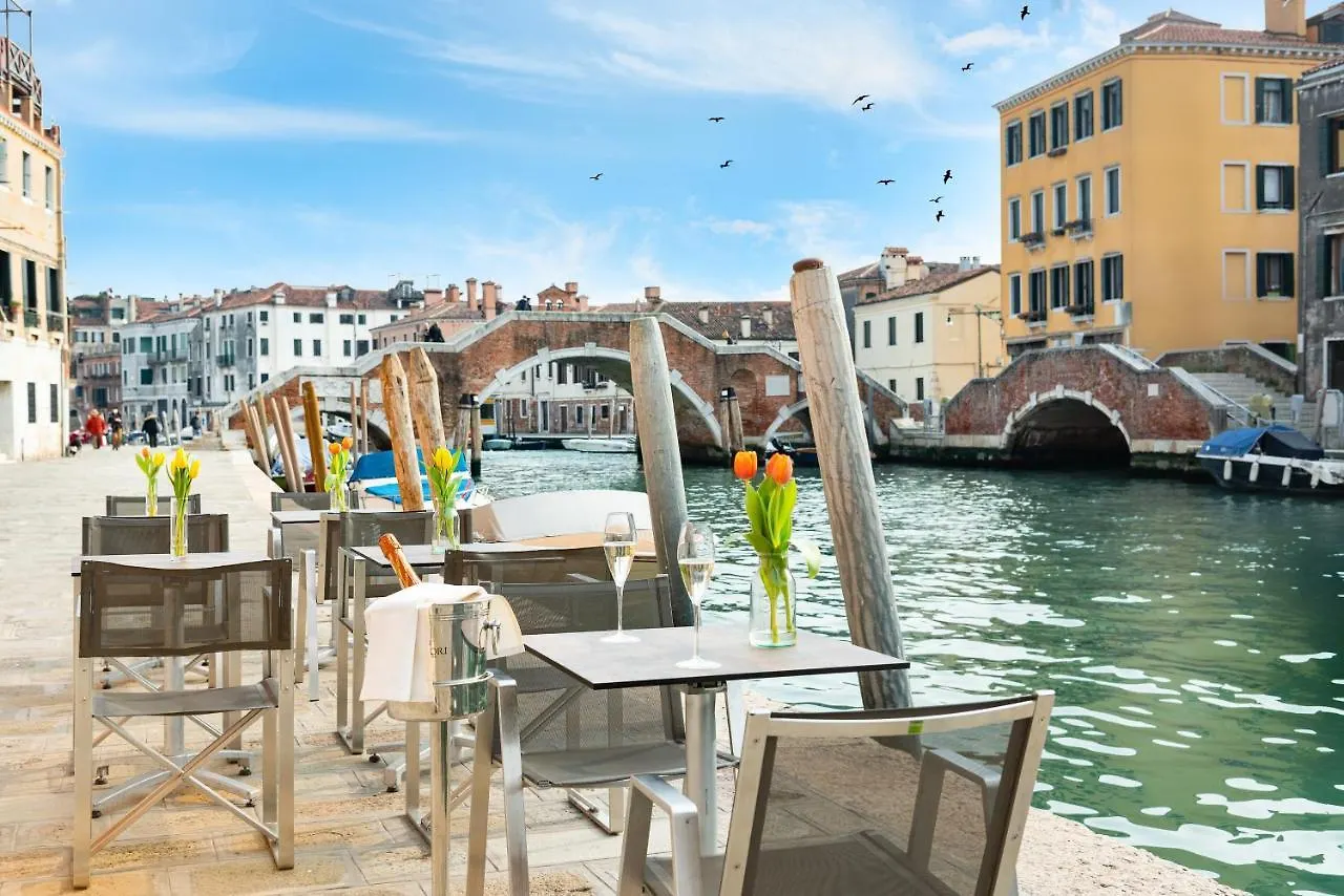 Carnival Palace - Venice Collection Hotel